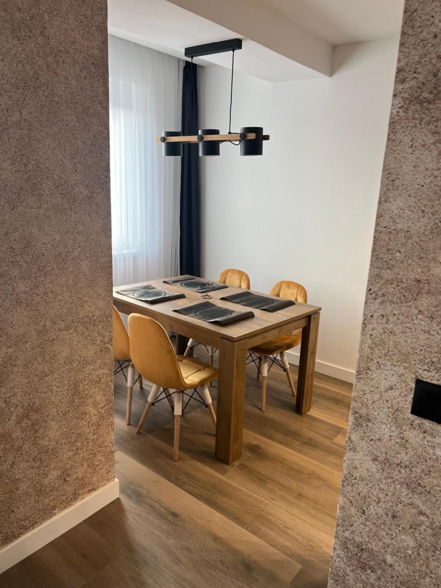 Froa Luxury Apartment Debar Esterno foto