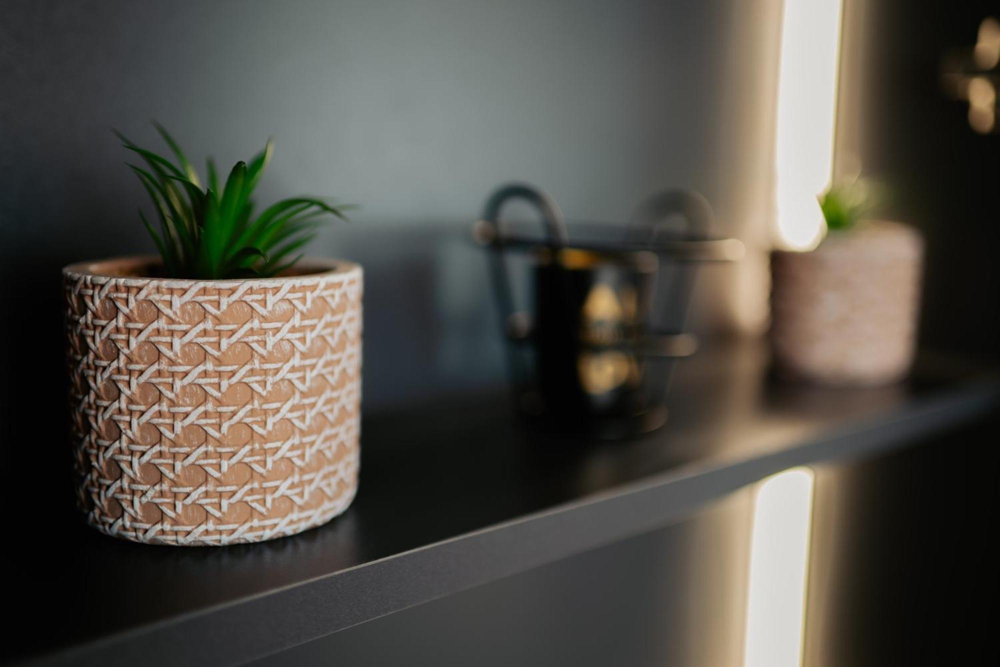 Froa Luxury Apartment Debar Esterno foto