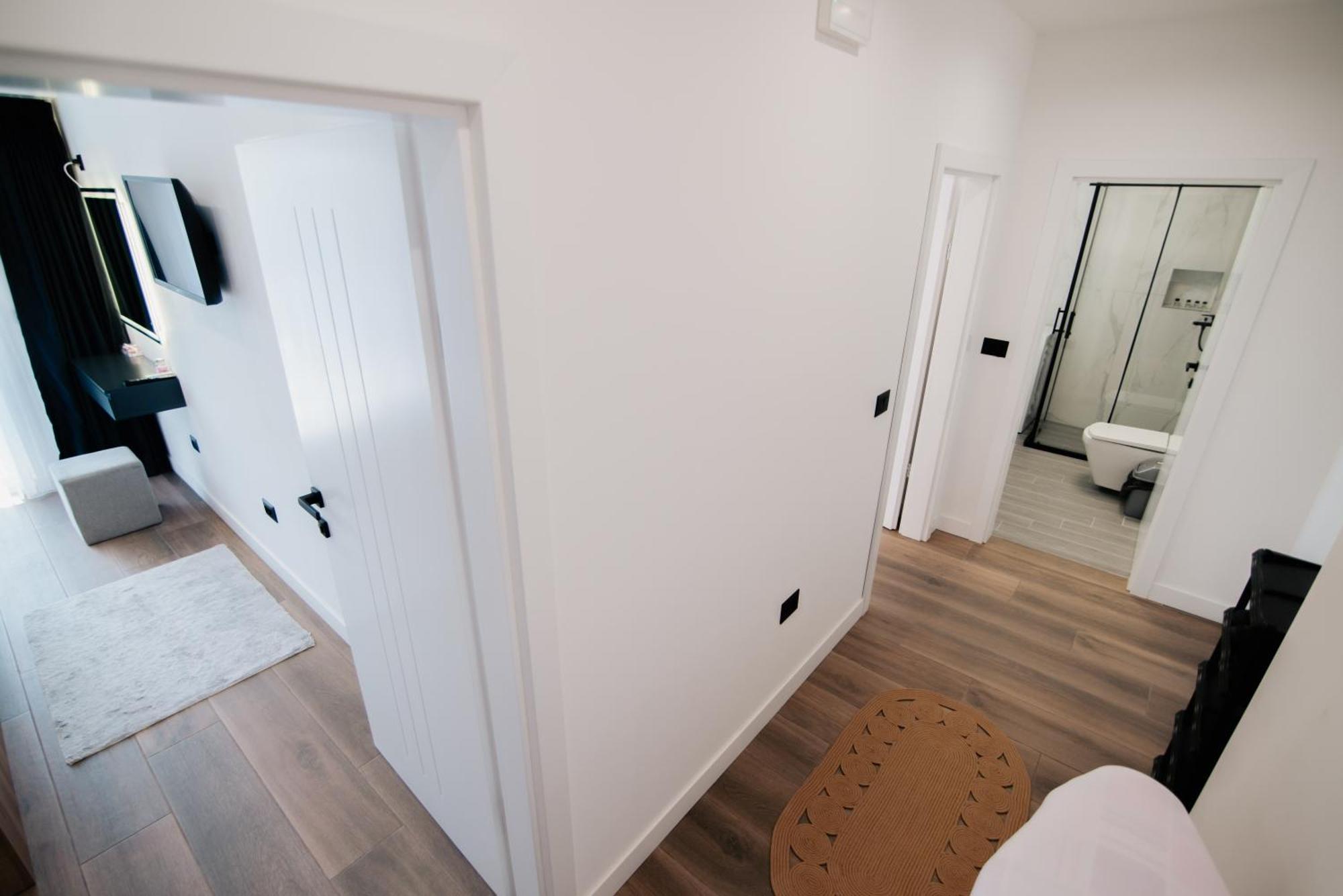 Froa Luxury Apartment Debar Esterno foto